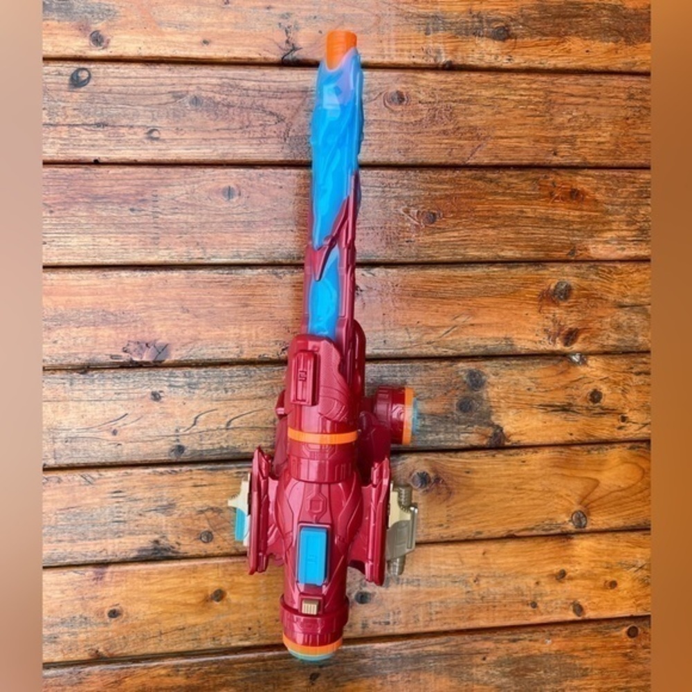 Marvel Avengers: Infinity War Nerf Iron Man Assembler Gear